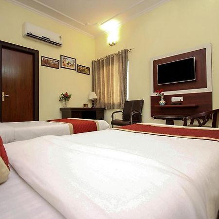 Super Hotel O Jaipur Stays מראה חיצוני תמונה